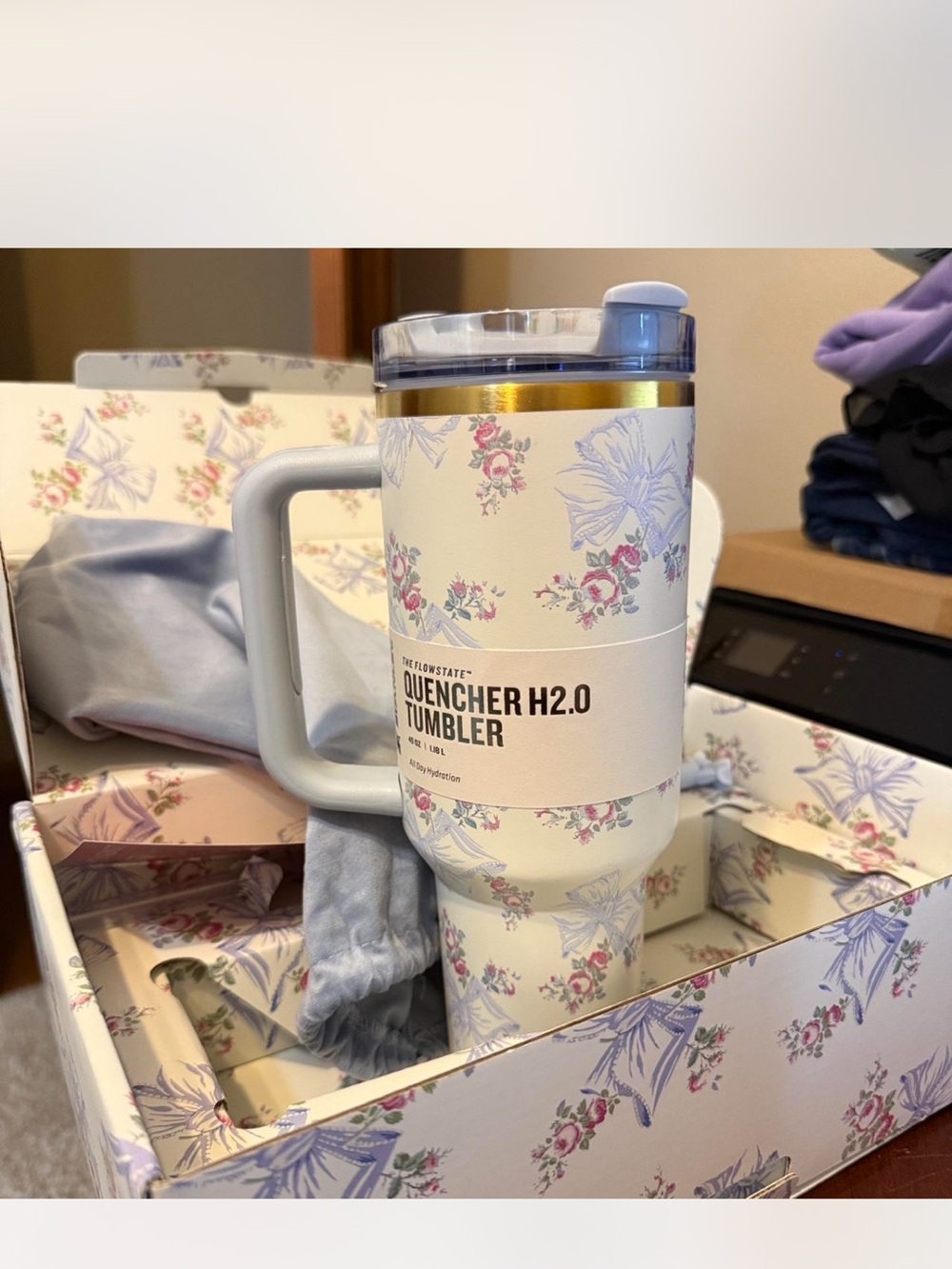 Brand new Quencher H2.0 Floral Travel Tumbler -Stanley Love Shack Fancy